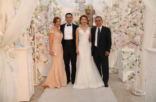 Facebook’ta çalışırken tanıştığı Tayvanlı ile evlendi