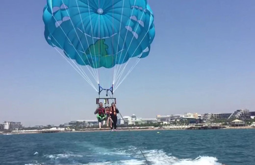 Ölmeden saniyeler önce çektirdi! Filistinli turist 50 metreden suya çakıldı