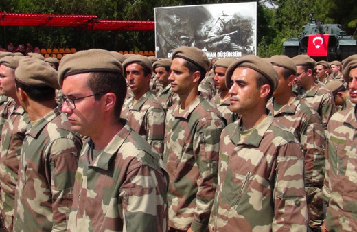 Alper Potuk'un tezkere sevinci! Asker hali olay