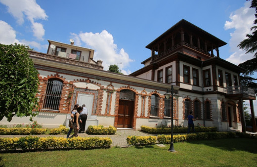 130 yıllık Sırrı Paşa Konağı misafirlerini bekliyor