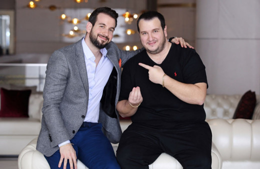 Şahan Gökbakar yönetmenlik koltuğuna oturuyor