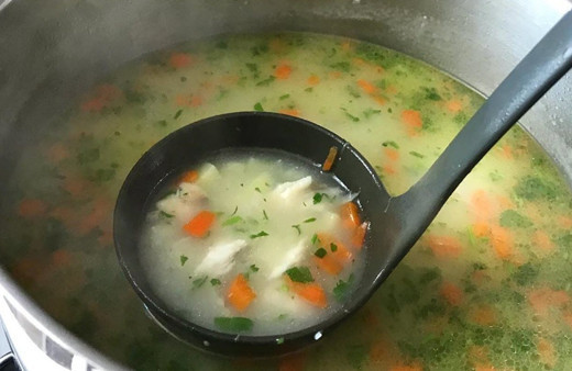 Ev hanımları dikkat! Yanlış tencere kullanımı zehirliyor