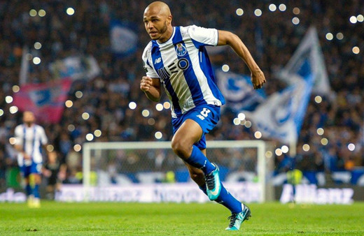 Fenerbahçe'nin alamadığı Brahimi İngiliz devine gidiyor