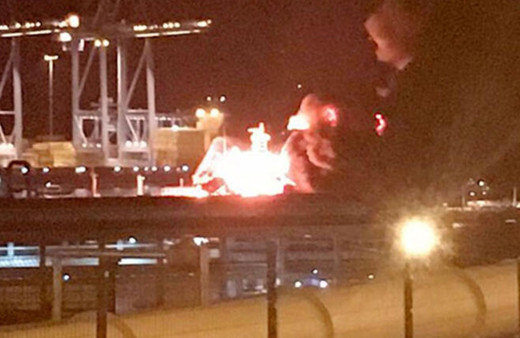 İzmir'de gemide patlama! Ölü ve yaralılar var