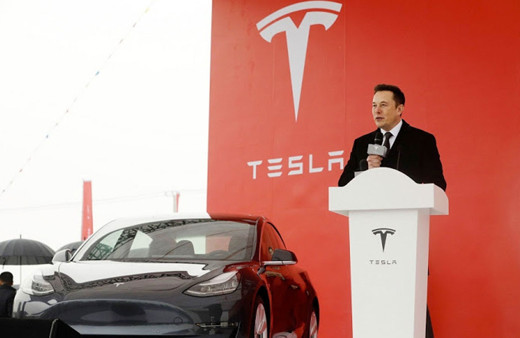 Dünya devi Tesla'da peş peşe istifalar! Elon Musk yalnızlaşıyor