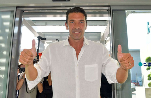 Gianluigi Buffon kontrolden geçti