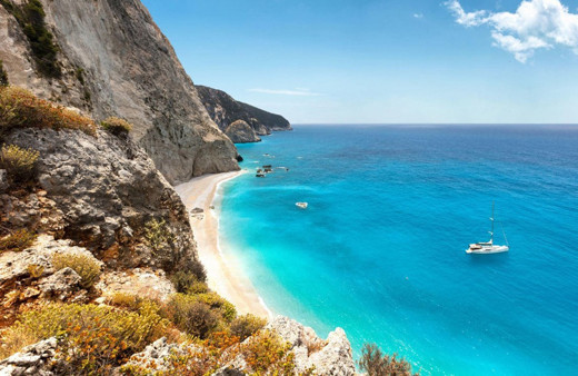 Yunanistan'daki Çuha Adası'na yerleşenlere ayda 500 Euro verilecek