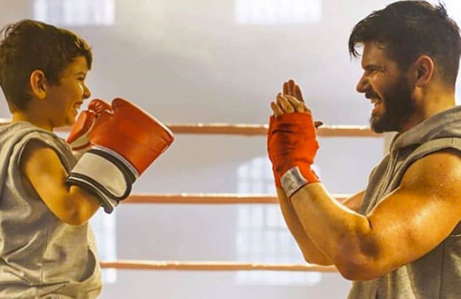 TRT'nin Şampiyon dizisine flaş transfer! Usta oyuncu sözleşmeye imzayı attı