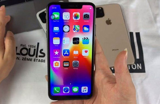 iPhone 11'in tasarımı tartışma yarattı