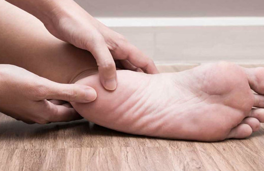 Uzmanından topuk dikenine dair uyarılar