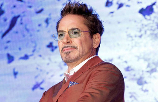 Yeni Malatyaspor sportif direktörü Ali Ravcı'nın Robert Downey'e benzerliği şaşırttı