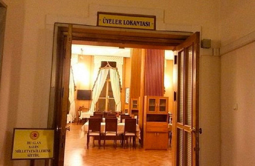 Meclis lokantasında çorbanın fiyatı 2 TL'ye çıkıyor