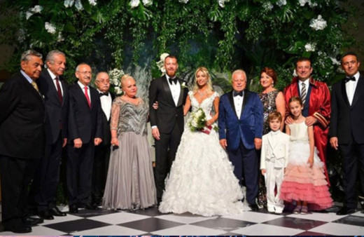 Ekrem İmamoğlu ünlü çiftin nikahını İBB Başkanı sıfatıyla kıydı