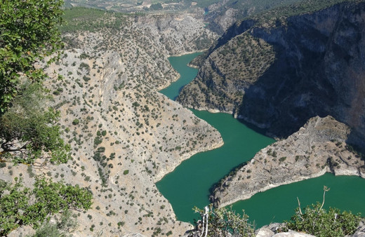 Arapapıştı Kanyonu ziyaretçilerini kendine hayran bırakıyor