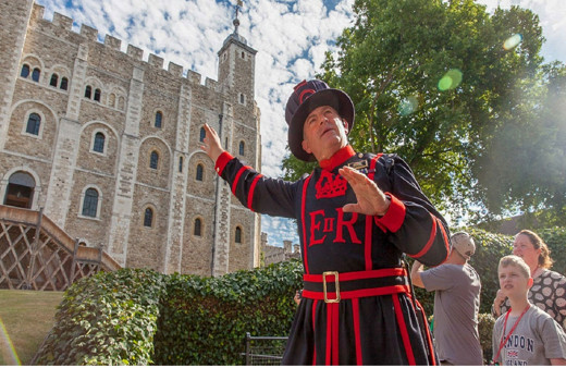 Dünyaca ünlü müzede mastürbasyon skandalı! Güvenlik görevlisi kameralar yerine...