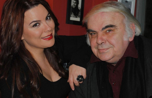 Enis Fosforoğlu'nun olay yaratan vasiyeti! Ölmeden önce eşinden bunu istemiş