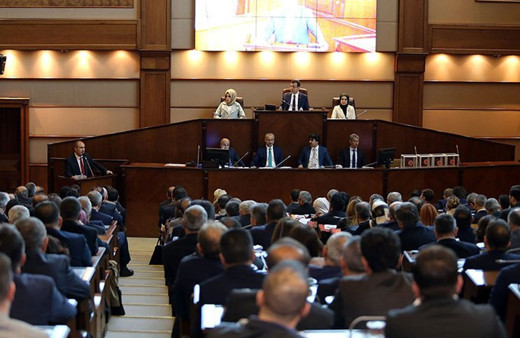 İBB'den 28 şirkete yeni atamalar! Ne kadar maaş alacakları netleşti