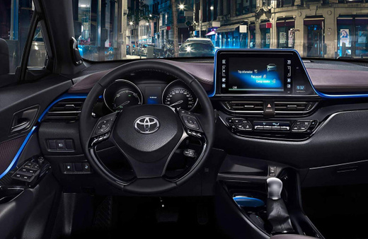 Toyota'dan bomba otomobil! Kendi kendini şarj edebilecek