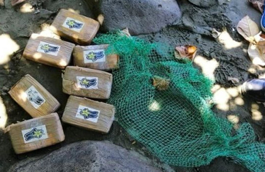 Kıyılarına neden milyonlarca dolarlık kokain paketleri vuruyor