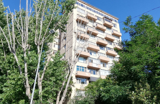 Beşiktaş'ta 9. kattan düşerek hayatını kaybetti! Ağabeyi sinir krizi geçirdi