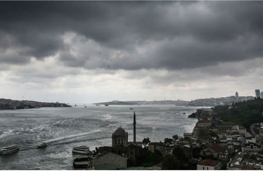 İBB'den İstanbullulara kritik uyarı! Sağanak yağmur gök gürültüsüyle beraber geliyor!
