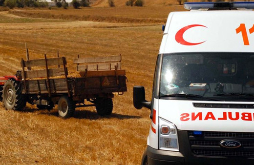 Kırklareli'de akıl almaz olay! Babasının üzerine düştüğü bebek öldü