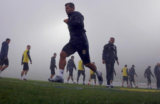 Fenerbahçe'de Emre Belözoğlu rüzgarı