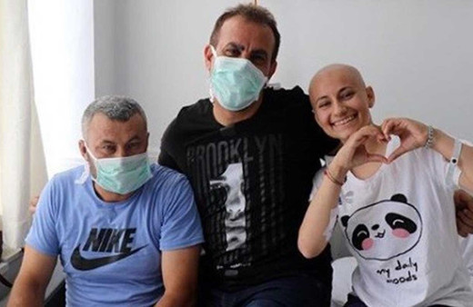 Haluk Levent lösemili Ebru Çelen ile düet yaptı