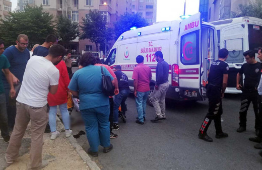 Şüpheliye ateş eden polisin mermisi sekti yoldan geçen kadını vurdu