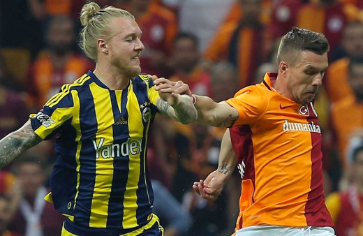 Fenerbahçe Kjaer’i ikna etti sıra Sevilla'da