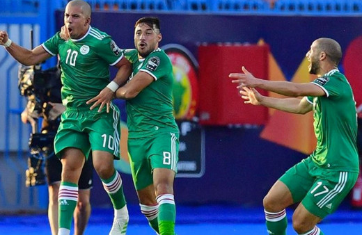 Penaltılara giden maçta Cezayir yarı finalde