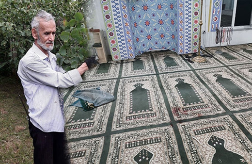 Kan donduran cinayet önce birlikte saf tutup namaz kıldılar sonra