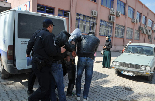 Trafolardan 6 ayda 400 bin liralık kablo çaldı sonunda tutuklandı