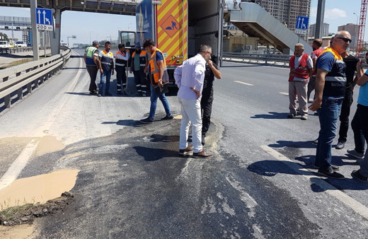 D-100 karayolunda alarm yaratan durum! Yolun çöktüğü haber veriliyor