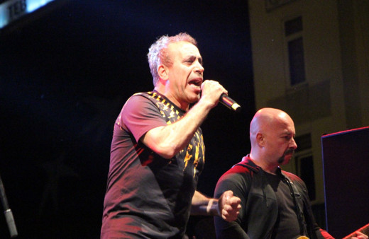 Atatürk'ün Bolu'ya gelişinin 85'inci yıldönümünde Haluk Levent sahne aldı