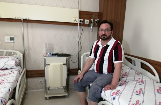 Obez doktor Avustralya'dan gelip kendini Türk hekimlerine emanet etti!