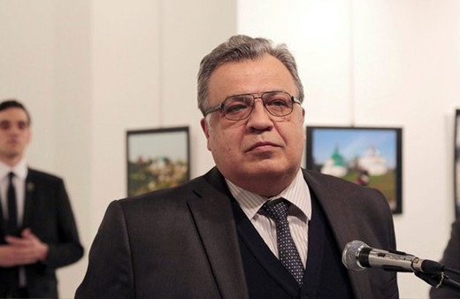 Karlov suikasti TRT'de neden yayınlandı? Erhan Çelik'ten çarpıcı ifadeler