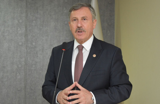 Davutoğlu'na yakın isim Selçuk Özdağ'dan Doğu Perinçek'e FETÖ tepkisi