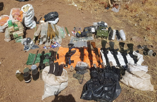 Pençe Harekatı'nda ele geçirilen terör örgütünün silah ve mühimmatları imha edildi
