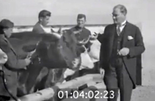 Atatürk'ün 89 yıl önceki videosu gündeme oturdu