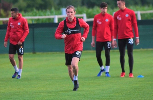 Beşiktaş ve Galatasaray, Mehmet Özcan'ı transfer etmek istiyor