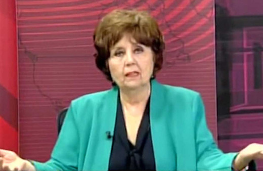Ayşenur Arslan'dan Ahmet Hakan'a "Allah aşkına bırak kalemi kır kalemi"