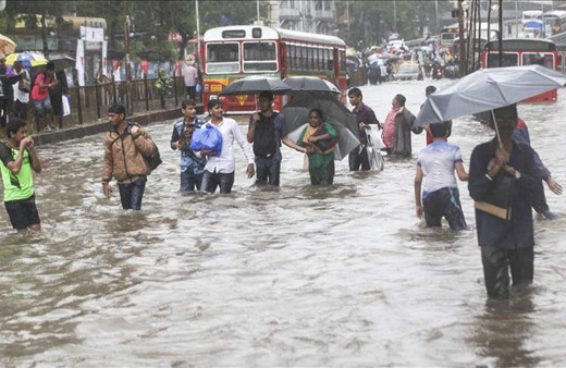 Hindistan'da sellerin bilançosu ağırlaşıyor