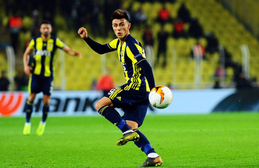 Eljif Elmas rekor kırdı zirveye kondu