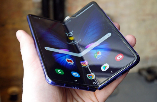 Ekranı katlanabilen Samsung Galaxy Fold'un çıkış tarihi açıklandı