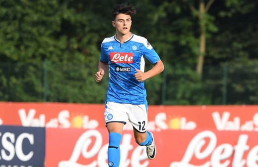 Eljif Elmas ayağının tozuyla siftah yaptı