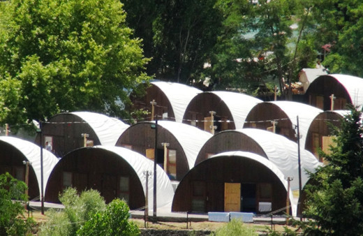 Türkiye'de bir ilk! Tunceli'de çadır kamp konseptli otel açıldı