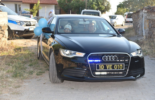 Balıkesir'de belediye başkanından alkışlanacak hareket! Herkesin takdirini topladı