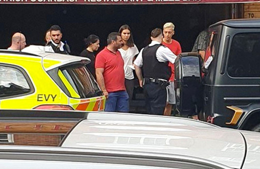 Mesut Özil bıçaklı saldırı sonrası ilk kez konuştu