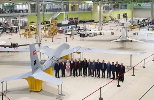 Erdoğan ve Mahathir, Baykar'ı ziyaret etti